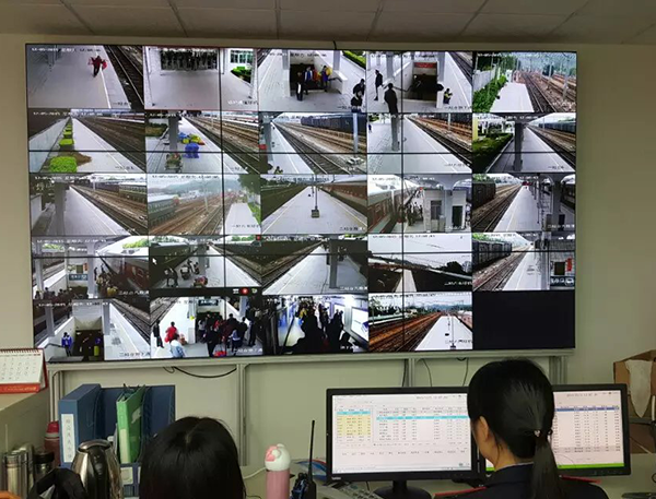 河源龙川火车站55寸3X3监控拼接大屏幕